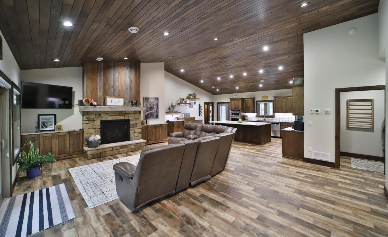 Menahga, Wadena, 56464, United States, 3 Bedrooms Bedrooms, ,4 BathroomsBathrooms,Residential,For Sale,1968594