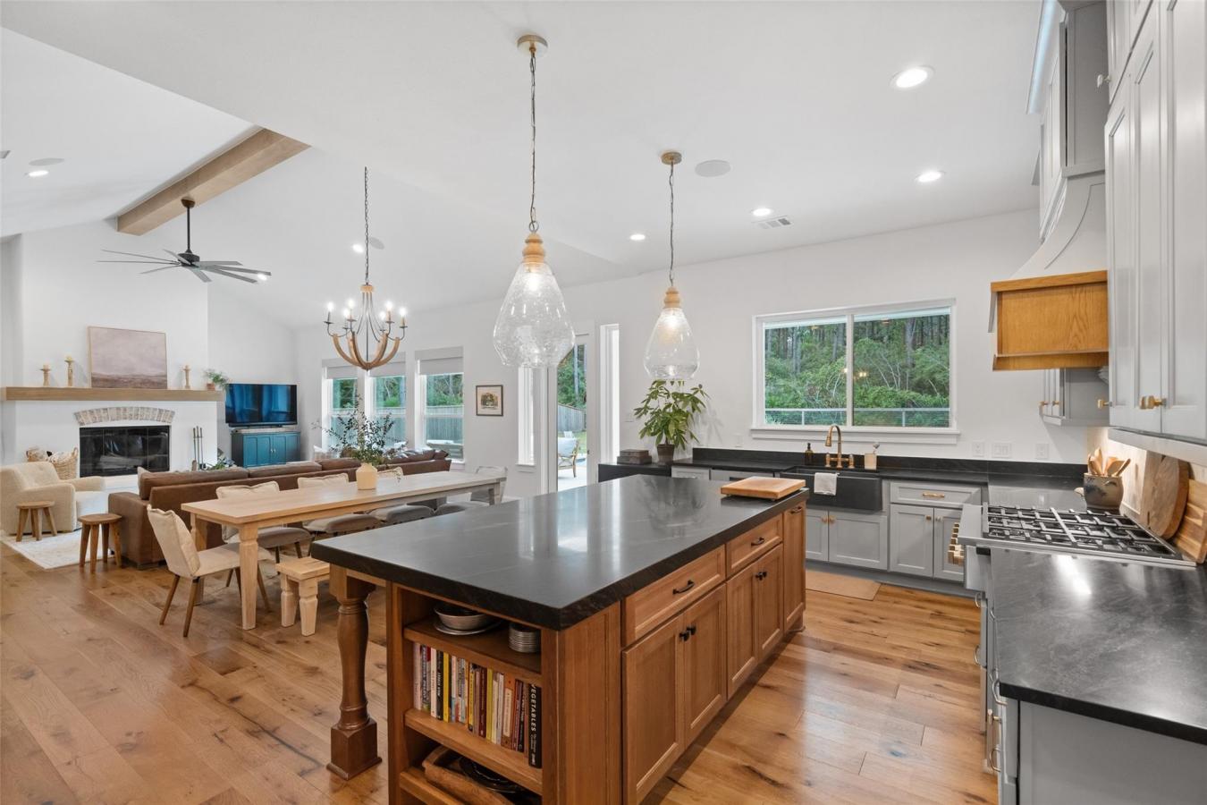 Willis, Montgomery, 77378, United States, 4 Bedrooms Bedrooms, ,3 BathroomsBathrooms,Residential,For Sale,1968588