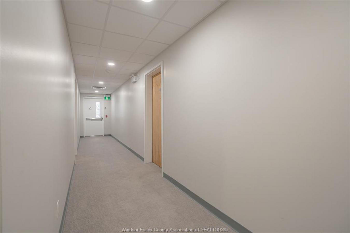 Windsor, ON, N8S 2E2, Canada, 2 Bedrooms Bedrooms, ,2 BathroomsBathrooms,Residential,For Sale,1968585