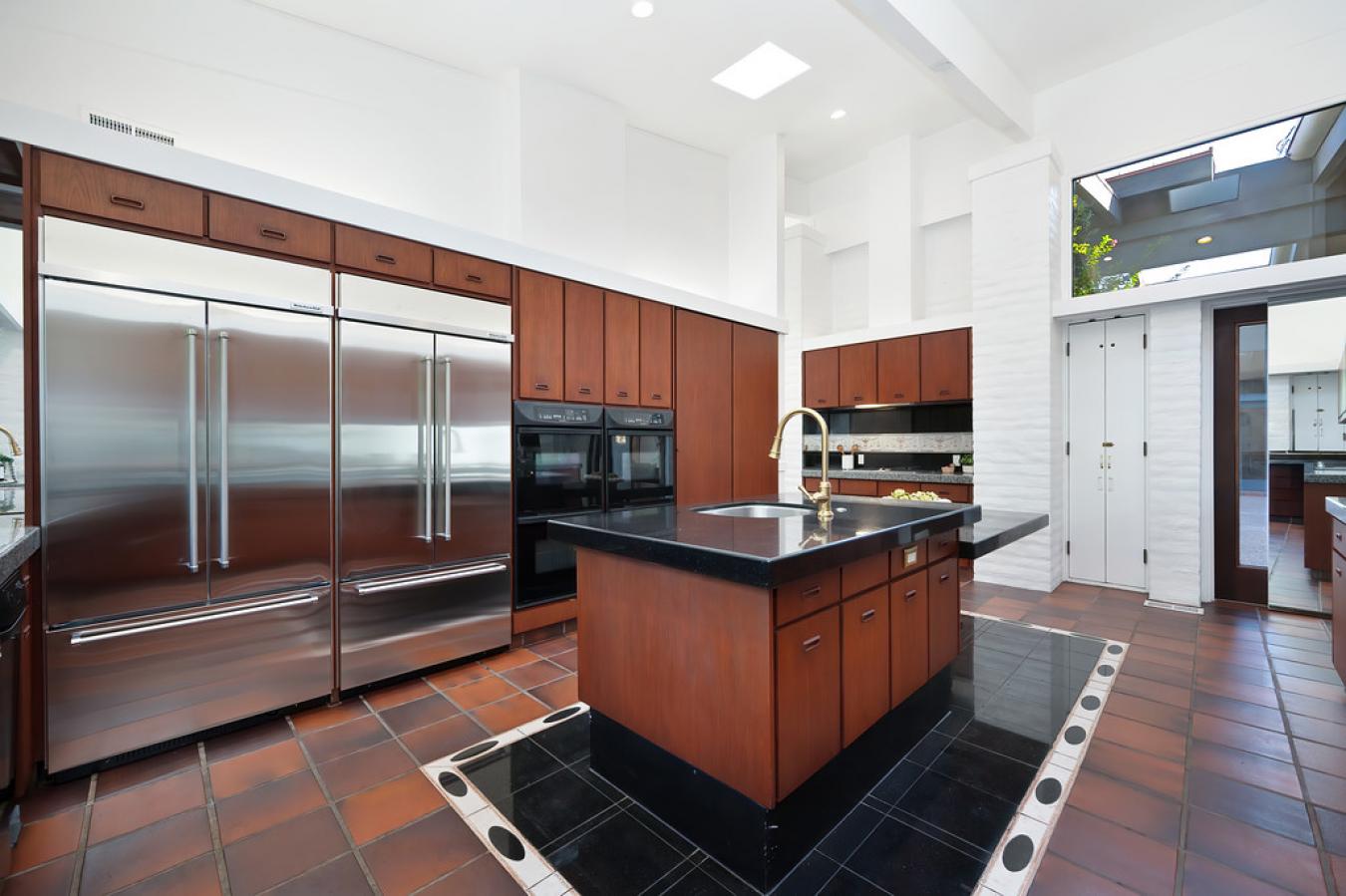 Carmichael, California, 95608, United States, 8 Bedrooms Bedrooms, ,8 BathroomsBathrooms,Residential,For Sale,1967410