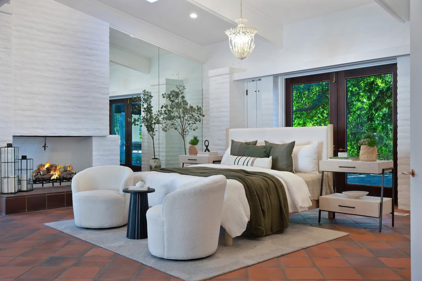 Carmichael, California, 95608, United States, 8 Bedrooms Bedrooms, ,8 BathroomsBathrooms,Residential,For Sale,1967410