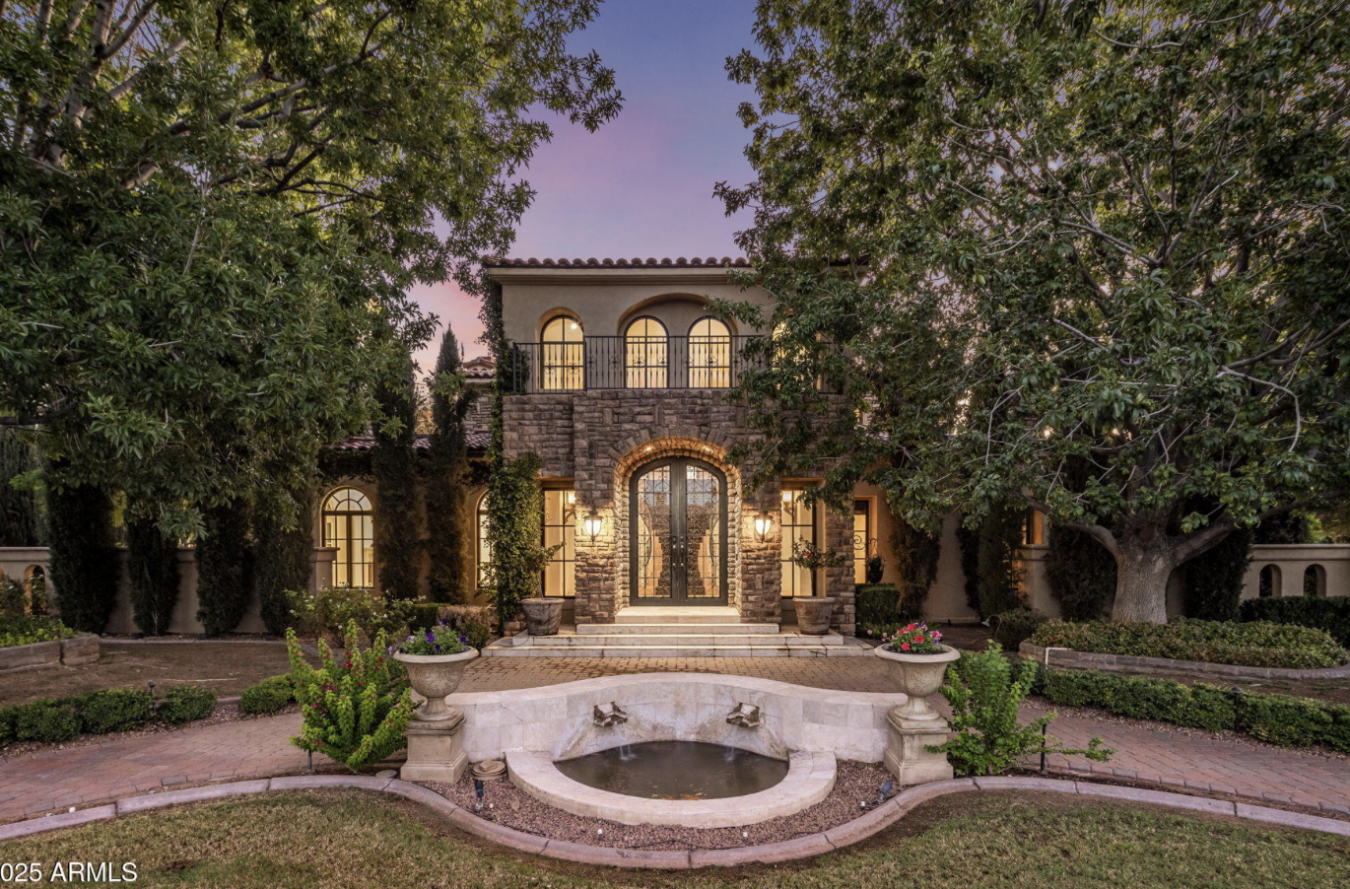 Paradise Valley, Arizona, 85253, United States, 5 Bedrooms Bedrooms, ,7 BathroomsBathrooms,Residential,For Sale,1968583