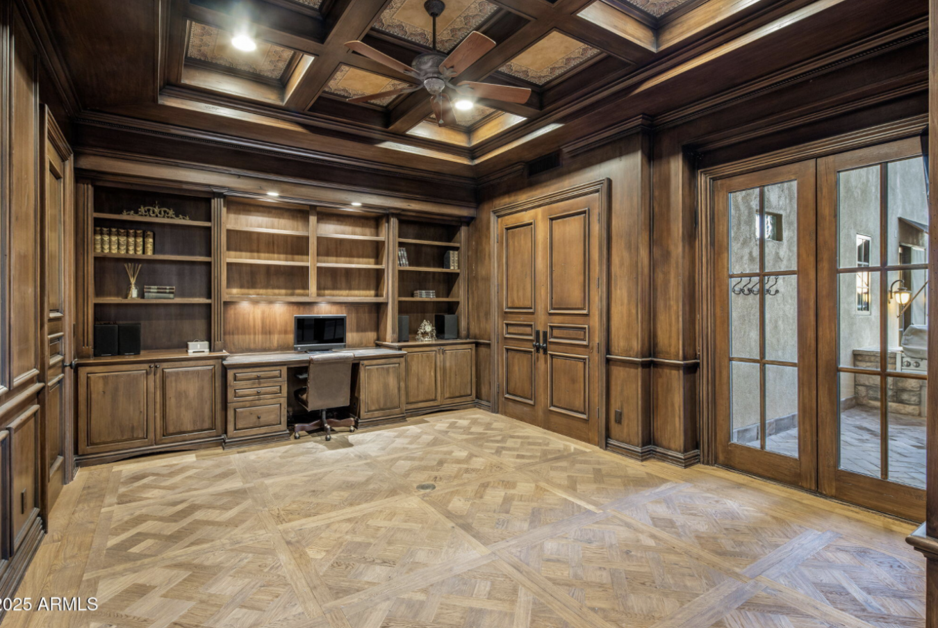 Paradise Valley, Arizona, 85253, United States, 5 Bedrooms Bedrooms, ,7 BathroomsBathrooms,Residential,For Sale,1968583