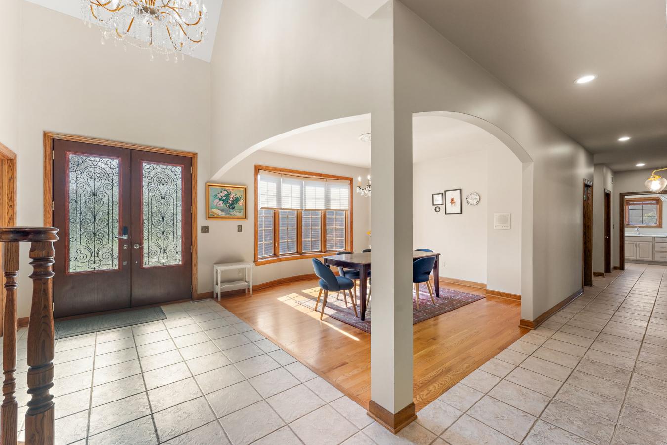 Munster, Lake, 46321, United States, 6 Bedrooms Bedrooms, ,4 BathroomsBathrooms,Residential,For Sale,1968581