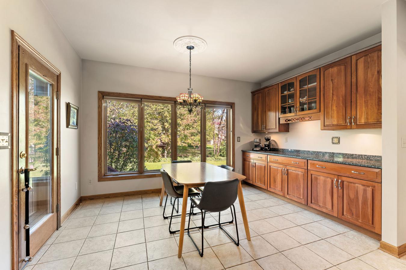 Munster, Lake, 46321, United States, 6 Bedrooms Bedrooms, ,4 BathroomsBathrooms,Residential,For Sale,1968581