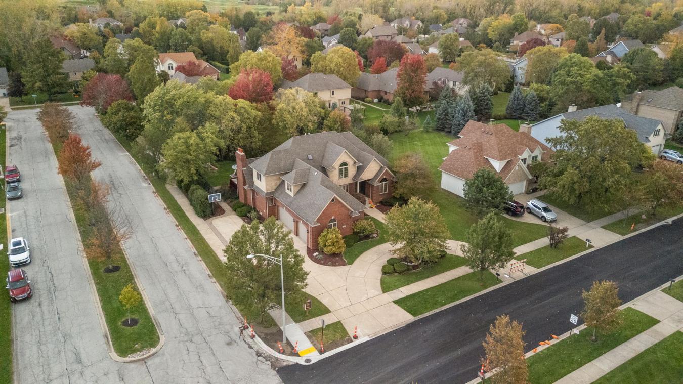 Munster, Lake, 46321, United States, 6 Bedrooms Bedrooms, ,4 BathroomsBathrooms,Residential,For Sale,1968581