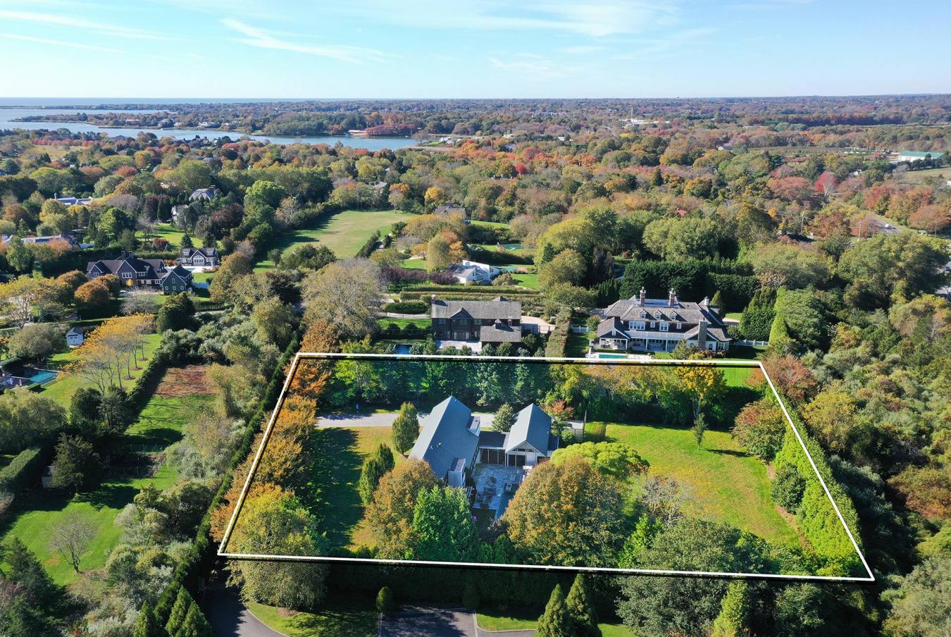Water Mill, New York, 11976, United States, 4 Bedrooms Bedrooms, ,4 BathroomsBathrooms,Residential,For Sale,1968587 Water Mill, New York, 11976, United States, 4 Bedrooms Bedrooms, ,4 BathroomsBathrooms,Residential,For Sale,1968587