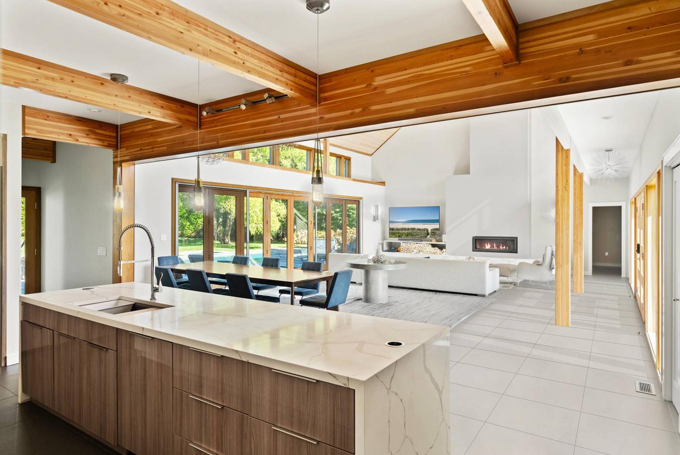 Water Mill, New York, 11976, United States, 4 Bedrooms Bedrooms, ,4 BathroomsBathrooms,Residential,For Sale,1968587