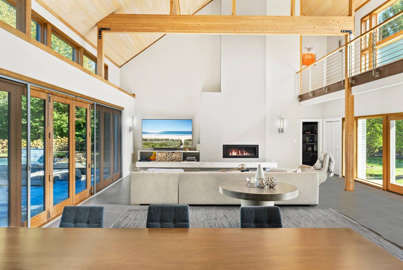 Water Mill, New York, 11976, United States, 4 Bedrooms Bedrooms, ,4 BathroomsBathrooms,Residential,For Sale,1968587