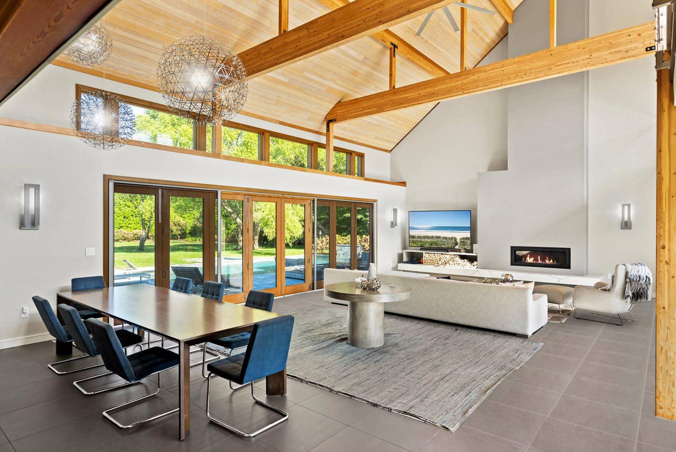 Water Mill, New York, 11976, United States, 4 Bedrooms Bedrooms, ,4 BathroomsBathrooms,Residential,For Sale,1968587