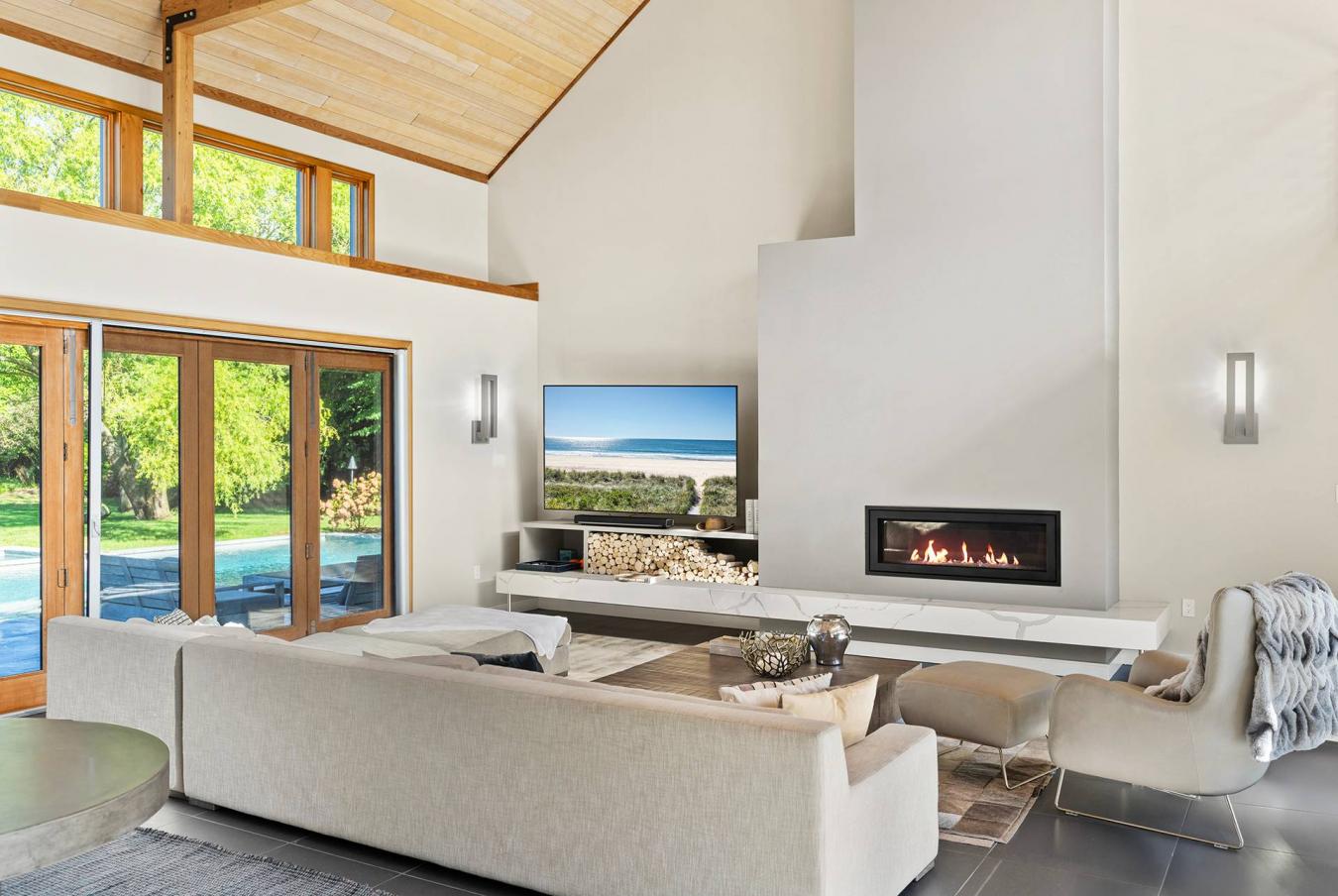 Water Mill, New York, 11976, United States, 4 Bedrooms Bedrooms, ,4 BathroomsBathrooms,Residential,For Sale,1968587