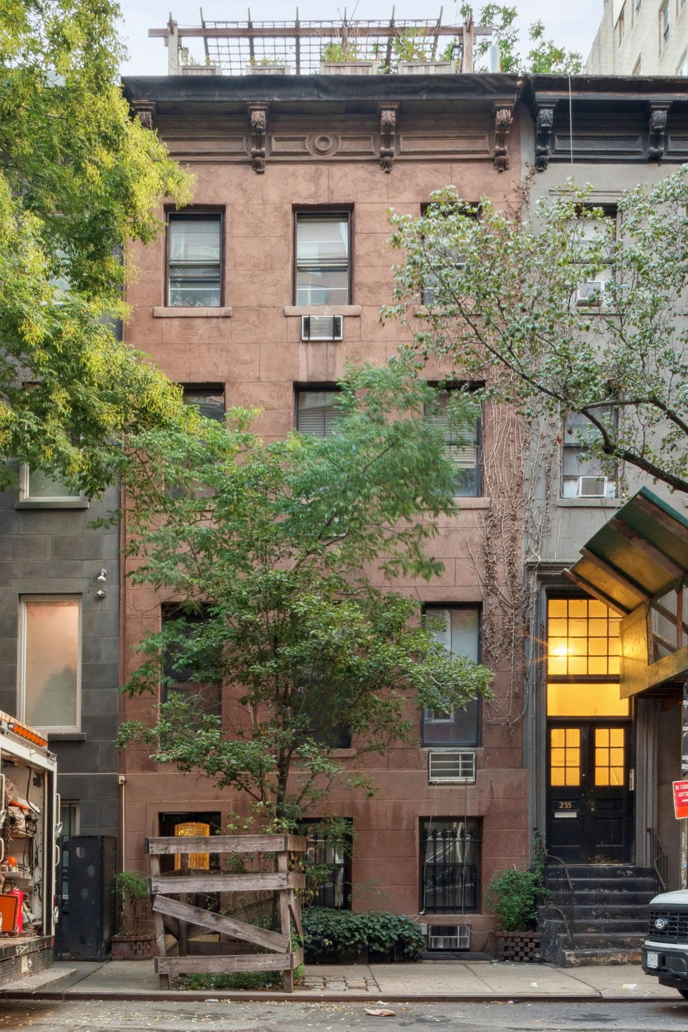 Kips Bay, New York, 10016, United States, 4 Bedrooms Bedrooms, ,3 BathroomsBathrooms,Residential,For Sale,1968584