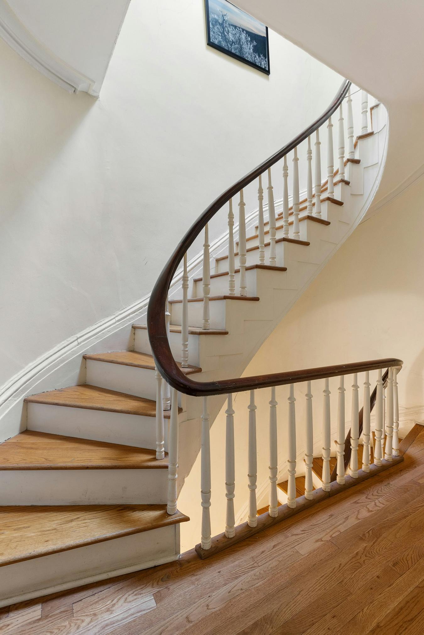 Kips Bay, New York, 10016, United States, 4 Bedrooms Bedrooms, ,3 BathroomsBathrooms,Residential,For Sale,1968584