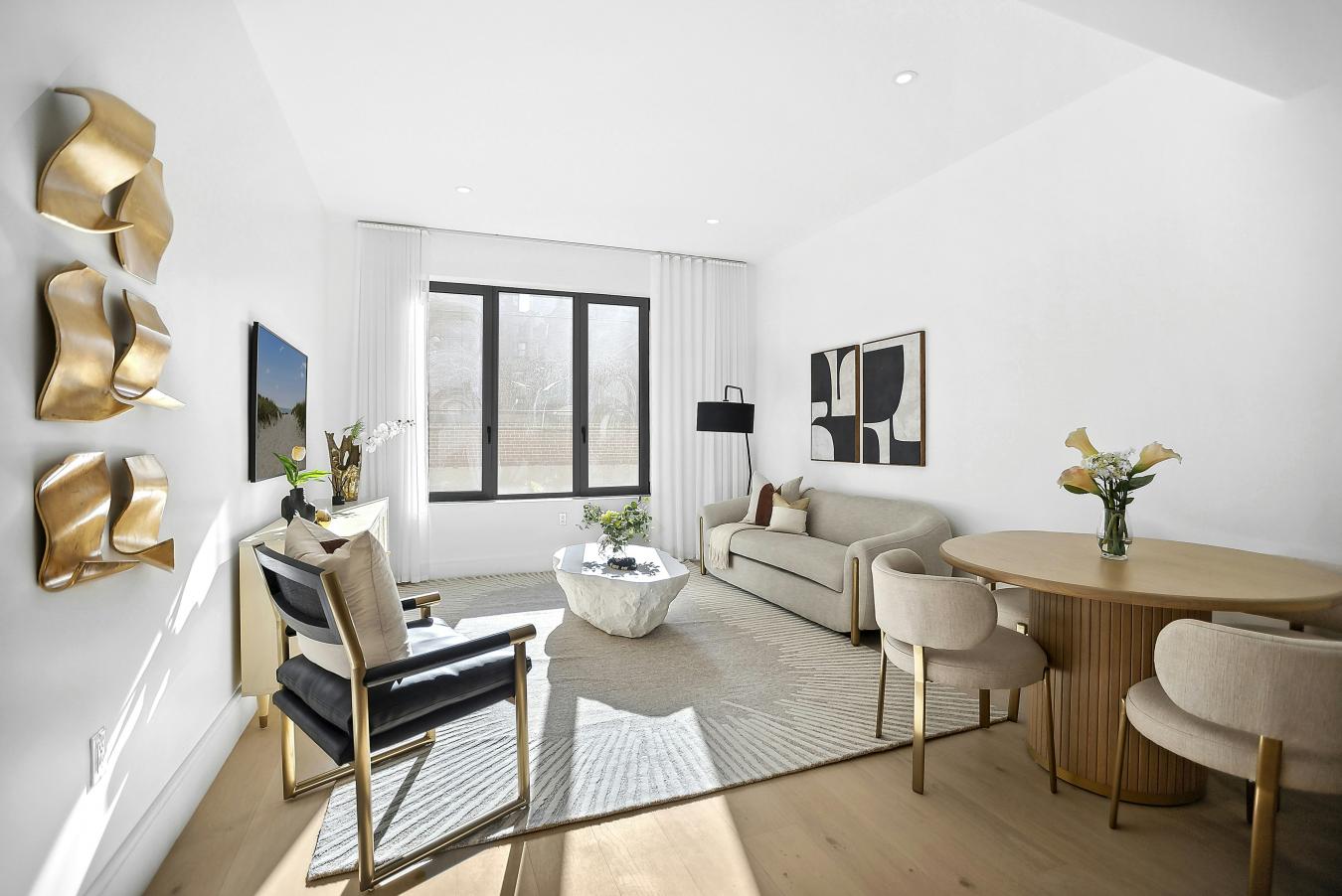 New York, New York, 10022, United States, 2 Bedrooms Bedrooms, ,2 BathroomsBathrooms,Residential,For Sale,1968592