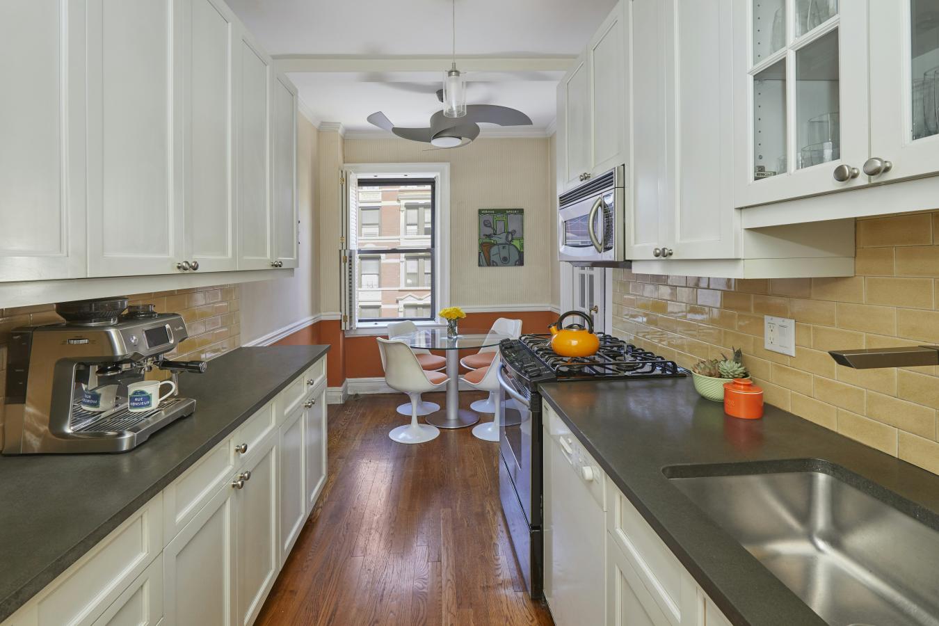 New York, New York, 10128, United States, 2 Bedrooms Bedrooms, ,2 BathroomsBathrooms,Residential,For Sale,1968582