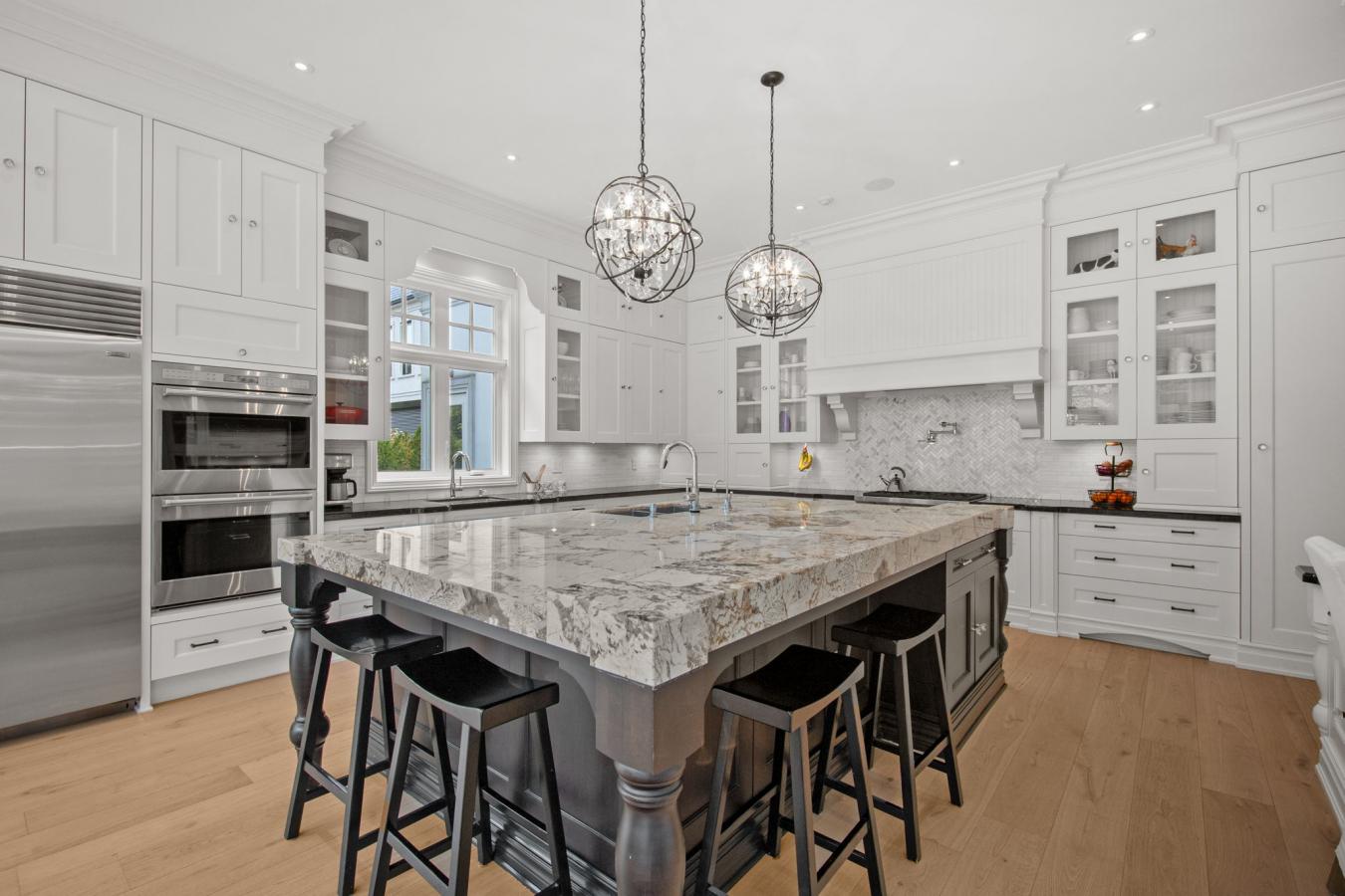 Toronto, ON, M3H 1E3, Canada, 5 Bedrooms Bedrooms, ,7 BathroomsBathrooms,Residential,For Sale,1968568