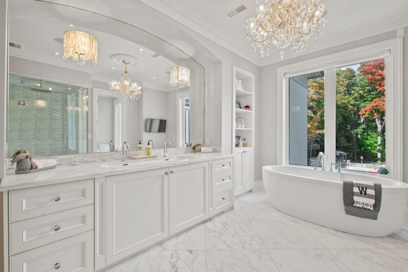 Toronto, ON, M3H 1E3, Canada, 5 Bedrooms Bedrooms, ,7 BathroomsBathrooms,Residential,For Sale,1968568