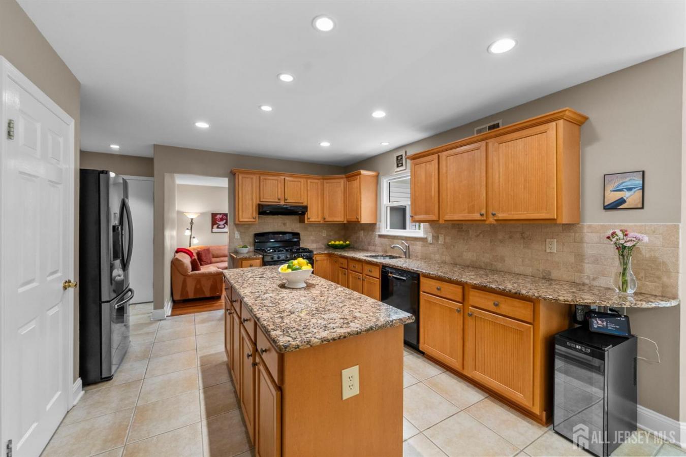 Morganville, Monmouth, 07751, United States, 4 Bedrooms Bedrooms, ,2 BathroomsBathrooms,Residential,For Sale,1968566