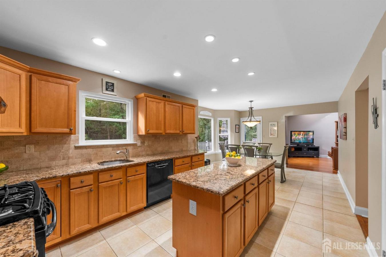 Morganville, Monmouth, 07751, United States, 4 Bedrooms Bedrooms, ,2 BathroomsBathrooms,Residential,For Sale,1968566