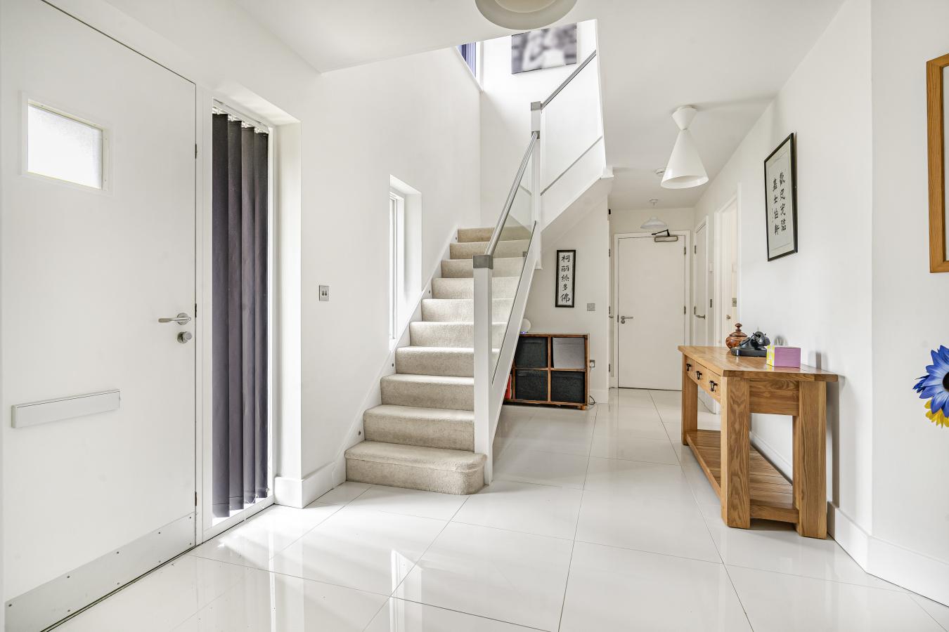 Caterham, Surrey, CR3 6FF, United Kingdom, 5 Bedrooms Bedrooms, ,3 BathroomsBathrooms,Residential,For Sale,1968563