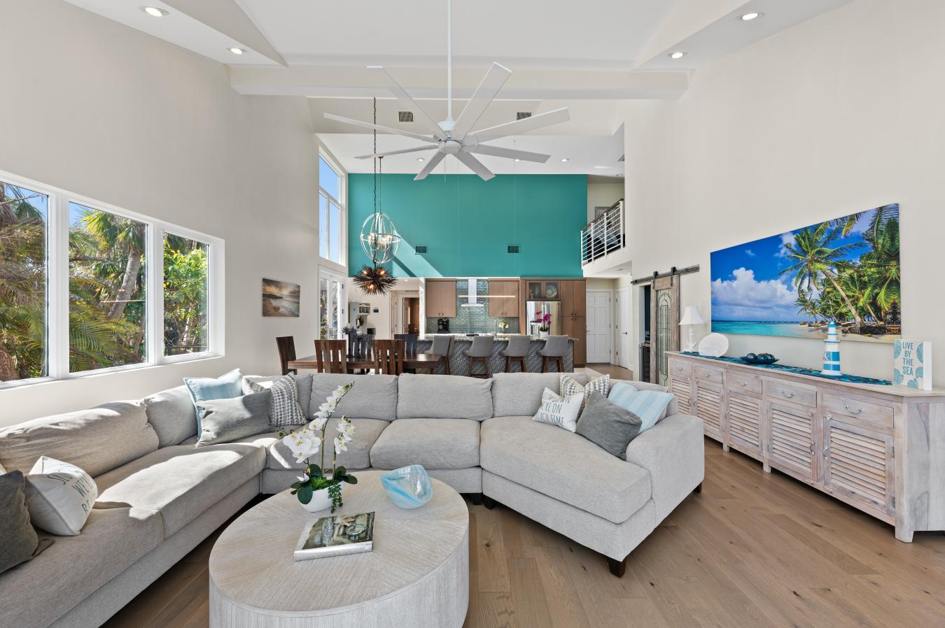 Osprey, Sarasota, 34229, United States, 3 Bedrooms Bedrooms, ,3 BathroomsBathrooms,Residential,For Sale,1987467