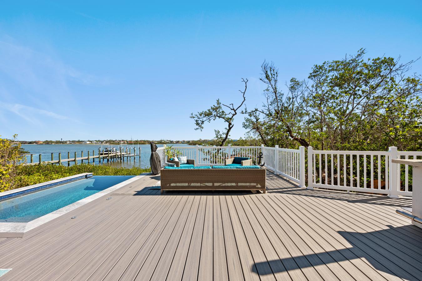 Osprey, Sarasota, 34229, United States, 3 Bedrooms Bedrooms, ,3 BathroomsBathrooms,Residential,For Sale,1987467