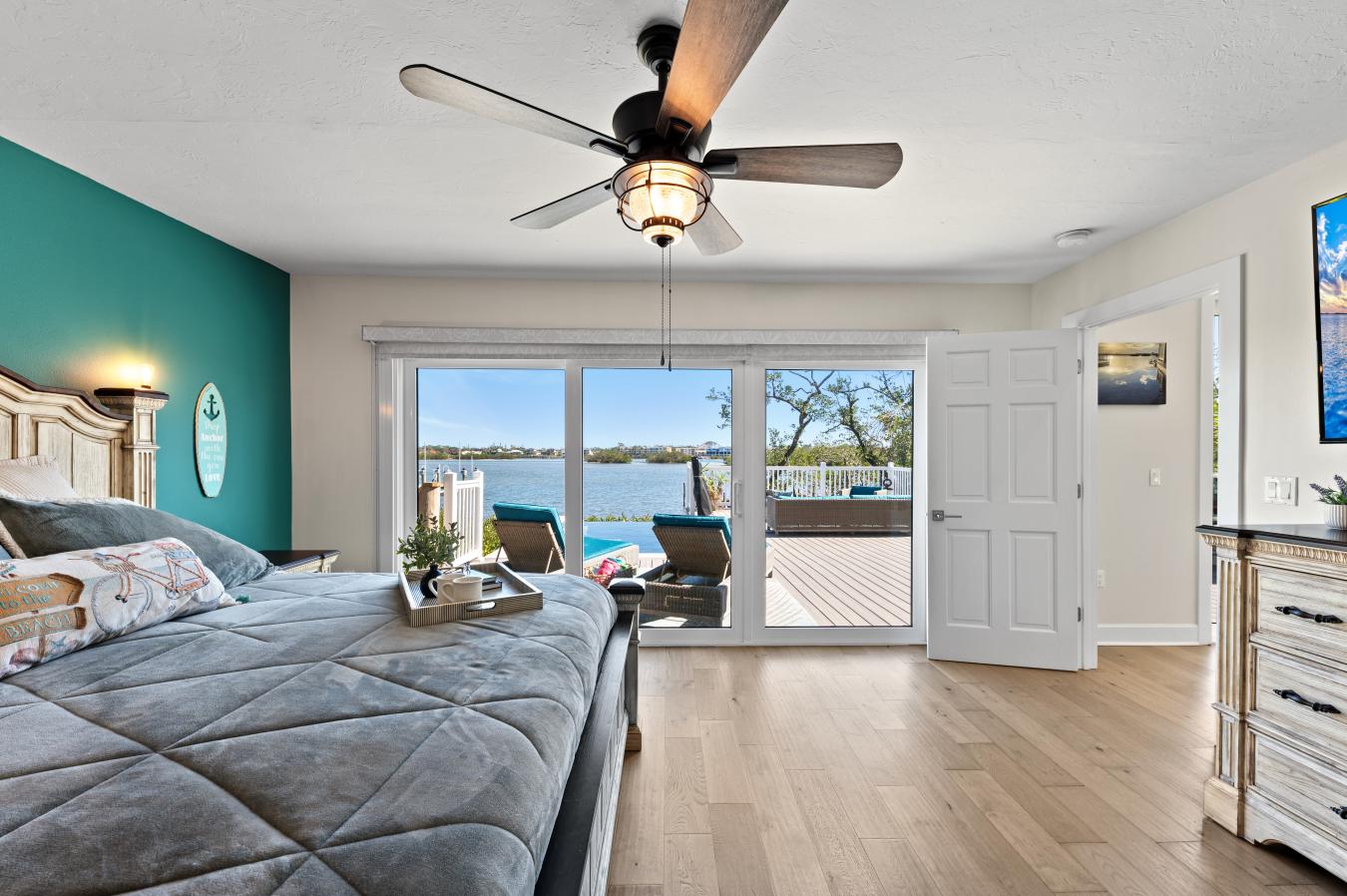 Osprey, Sarasota, 34229, United States, 3 Bedrooms Bedrooms, ,3 BathroomsBathrooms,Residential,For Sale,1987467