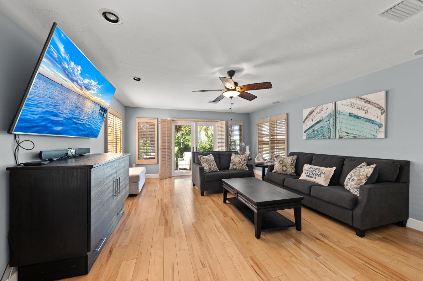 Osprey, Sarasota, 34229, United States, 3 Bedrooms Bedrooms, ,3 BathroomsBathrooms,Residential,For Sale,1987467