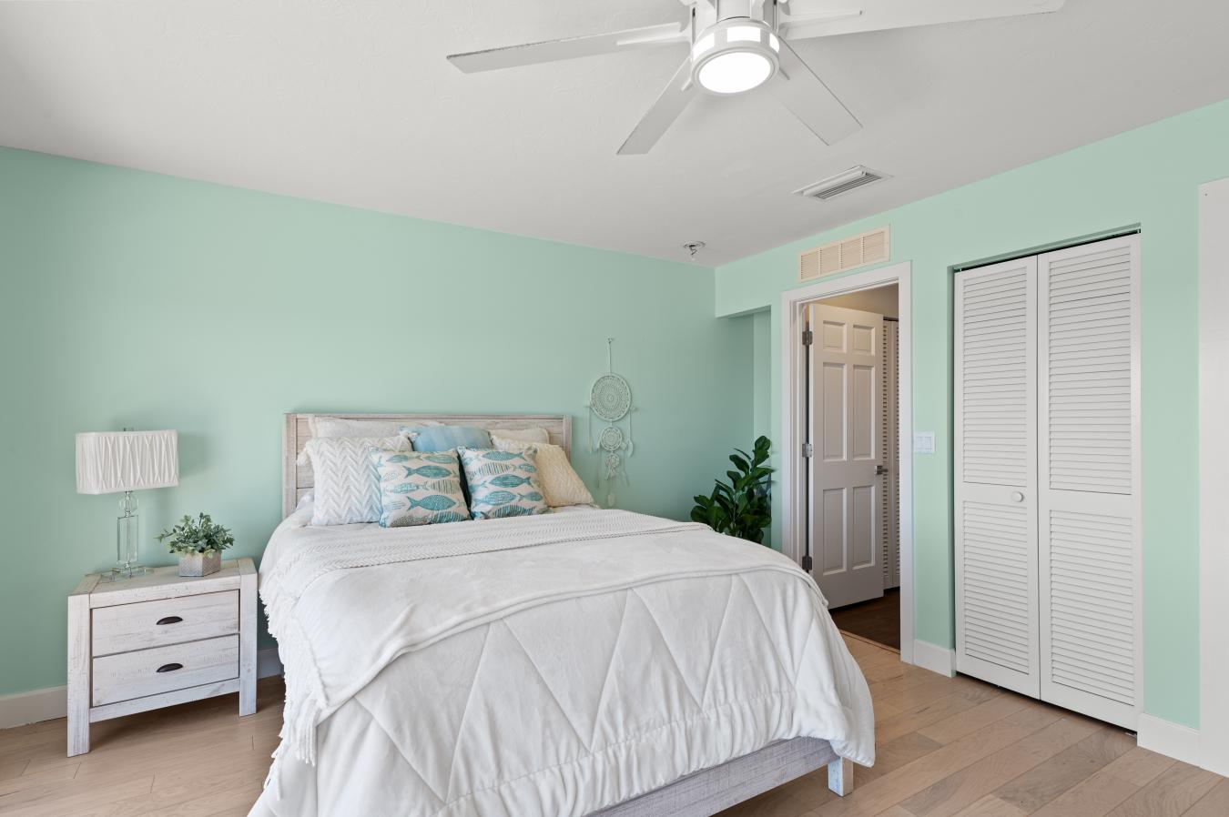 Osprey, Sarasota, 34229, United States, 3 Bedrooms Bedrooms, ,3 BathroomsBathrooms,Residential,For Sale,1987467