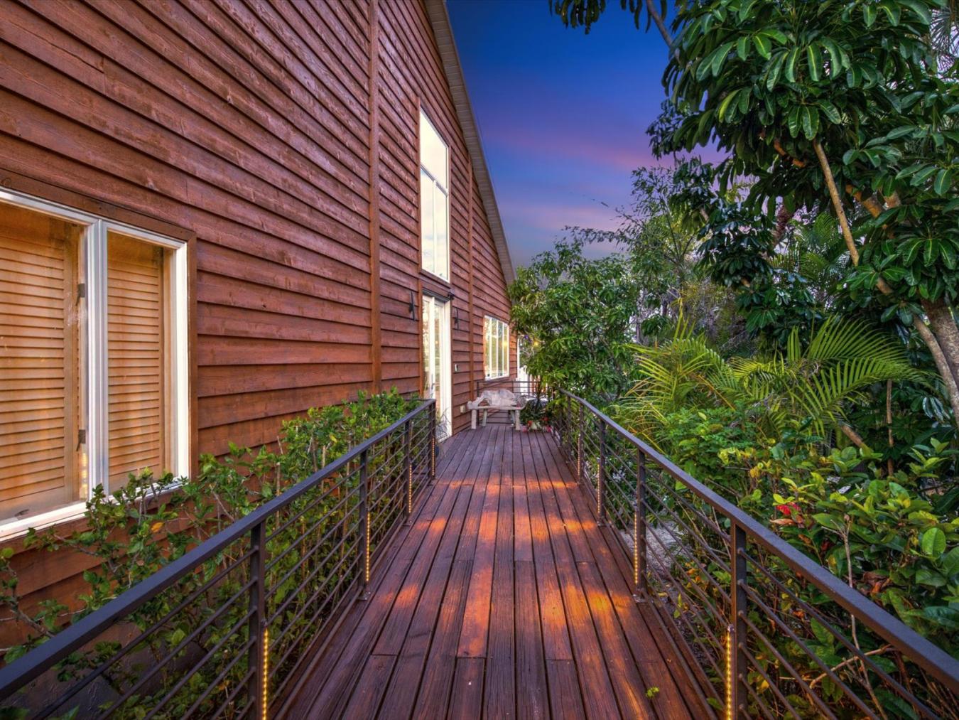 Osprey, Sarasota, 34229, United States, 3 Bedrooms Bedrooms, ,3 BathroomsBathrooms,Residential,For Sale,1987467