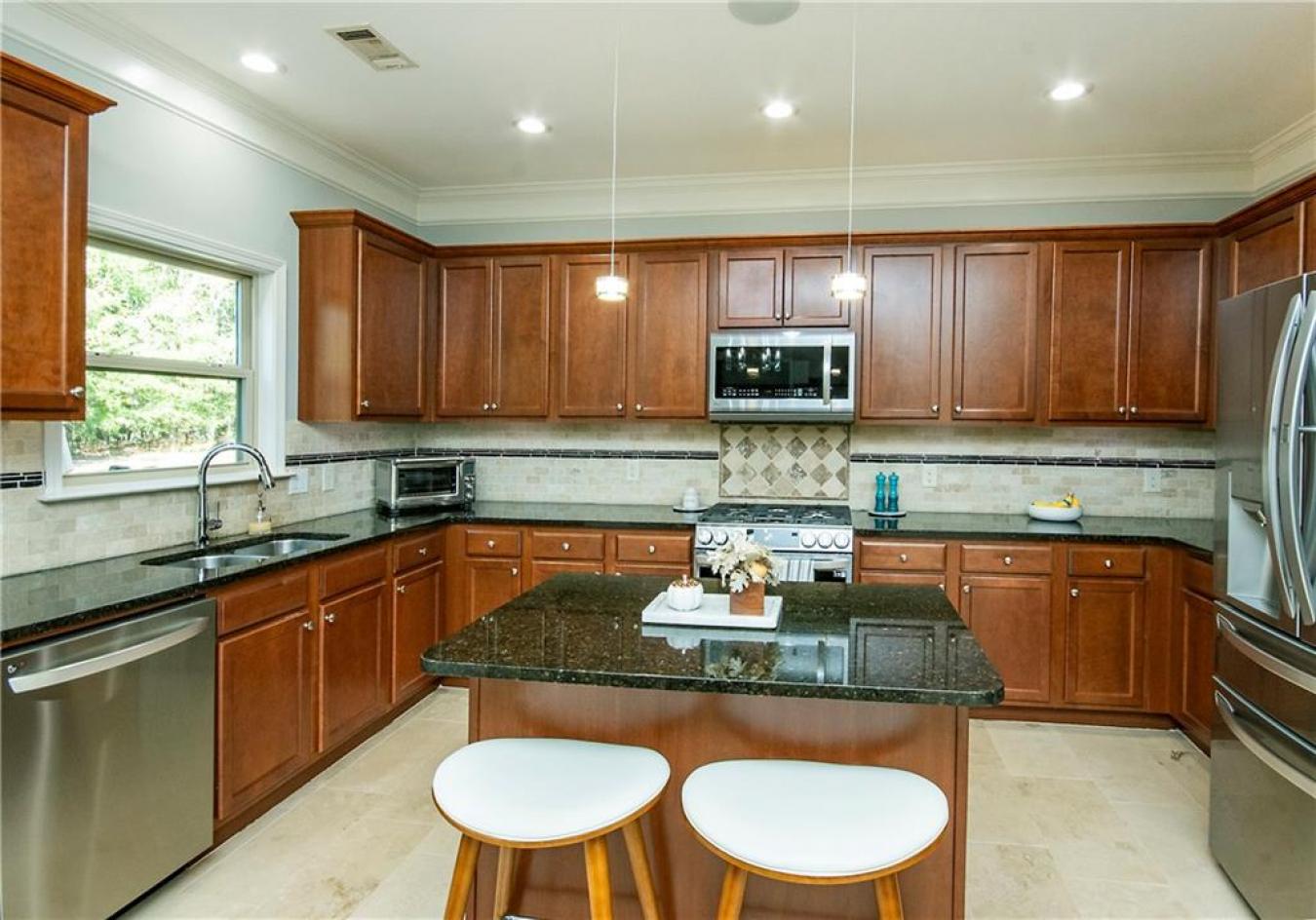 Alpharetta, Forsyth - GA, 30004, United States, 4 Bedrooms Bedrooms, ,2 BathroomsBathrooms,Residential,For Sale,1968562