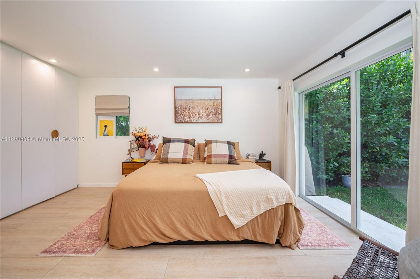 South Miami, Miami-Dade County, 33155, United States, 4 Bedrooms Bedrooms, ,3 BathroomsBathrooms,Residential,For Sale,1968558