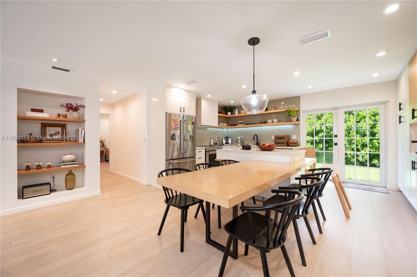 South Miami, Miami-Dade County, 33155, United States, 4 Bedrooms Bedrooms, ,3 BathroomsBathrooms,Residential,For Sale,1968558