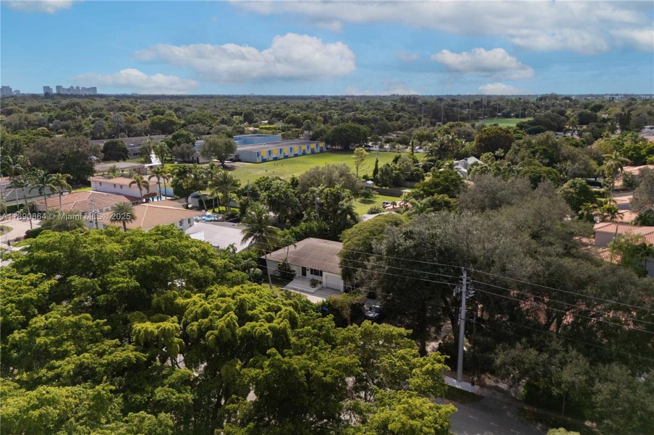 South Miami, Miami-Dade County, 33155, United States, 4 Bedrooms Bedrooms, ,3 BathroomsBathrooms,Residential,For Sale,1968558