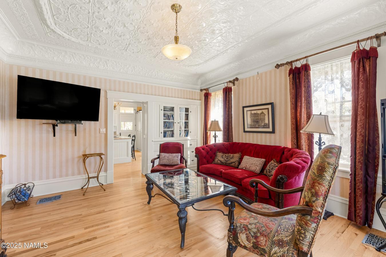 Flagstaff, Coconino, 86001, United States, 5 Bedrooms Bedrooms, ,4 BathroomsBathrooms,Residential,For Sale,1968555