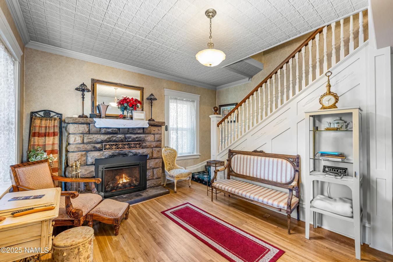 Flagstaff, Coconino, 86001, United States, 5 Bedrooms Bedrooms, ,4 BathroomsBathrooms,Residential,For Sale,1968555