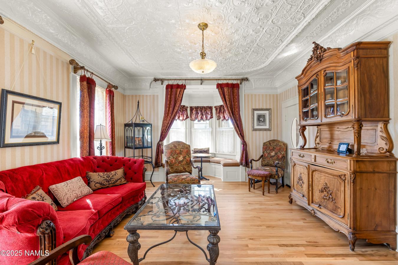 Flagstaff, Coconino, 86001, United States, 5 Bedrooms Bedrooms, ,4 BathroomsBathrooms,Residential,For Sale,1968555