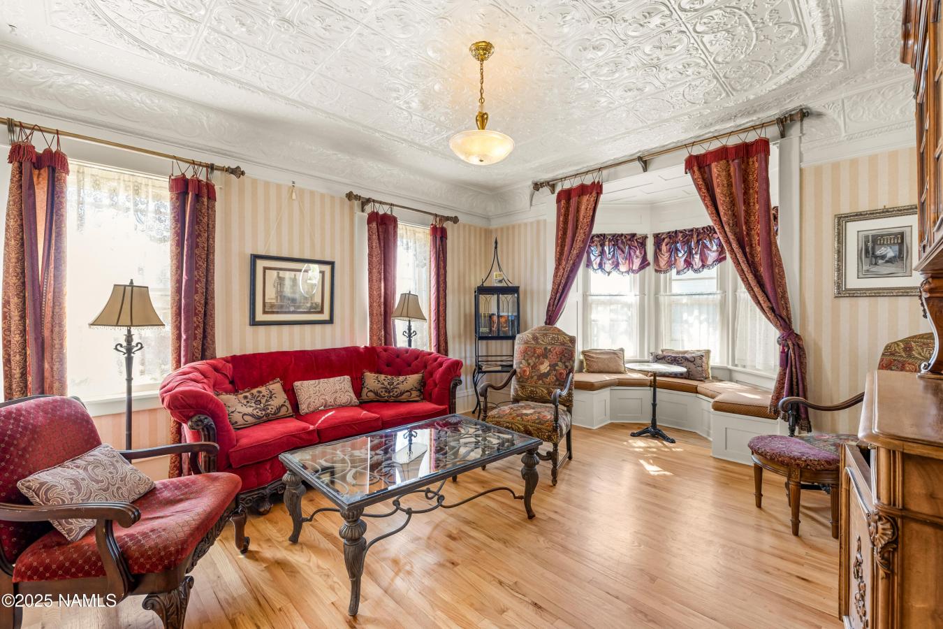 Flagstaff, Coconino, 86001, United States, 5 Bedrooms Bedrooms, ,4 BathroomsBathrooms,Residential,For Sale,1968555