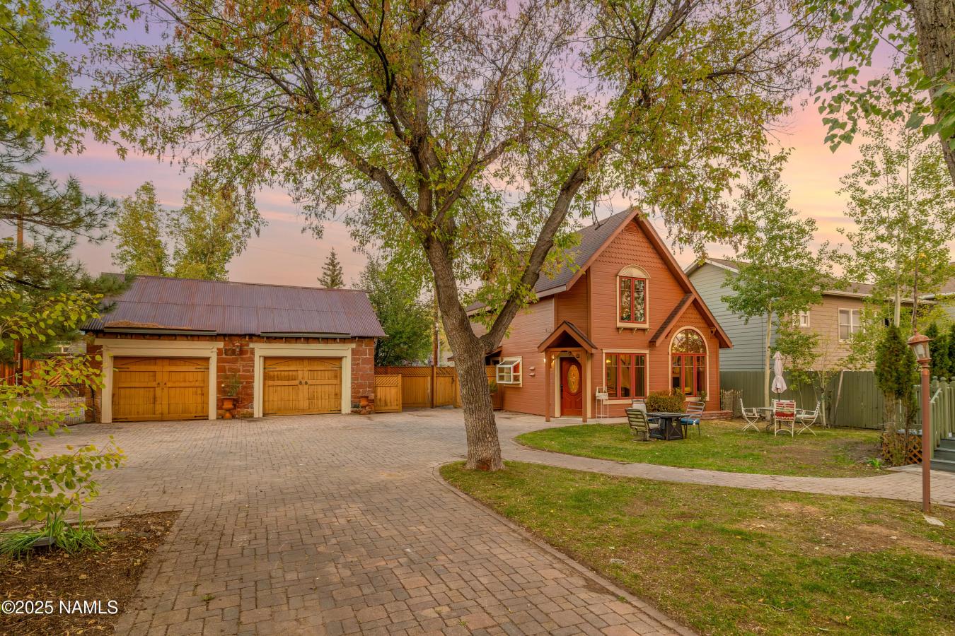 Flagstaff, Coconino, 86001, United States, 5 Bedrooms Bedrooms, ,4 BathroomsBathrooms,Residential,For Sale,1968555