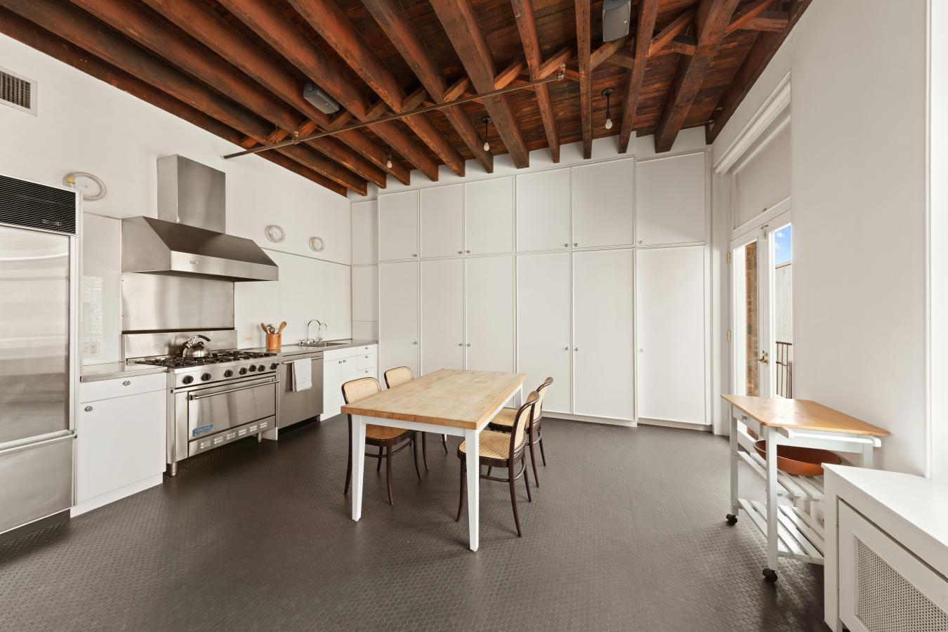 Soho, New York, 10012, United States, 1 Bedroom Bedrooms, ,2 BathroomsBathrooms,Residential,For Sale,1968550