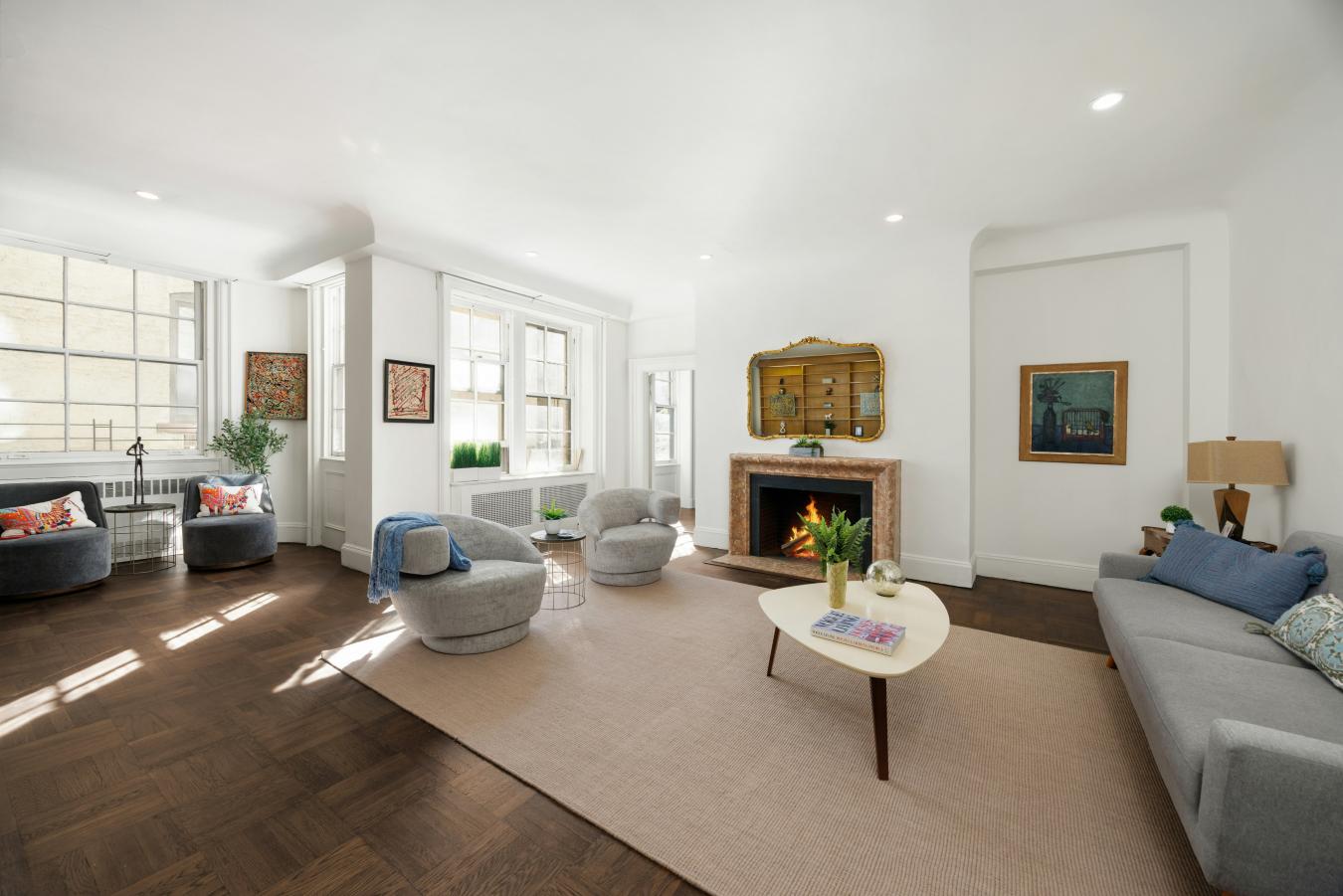 New York, New York, 10021, United States, 4 Bedrooms Bedrooms, ,3 BathroomsBathrooms,Residential,For Sale,1968547