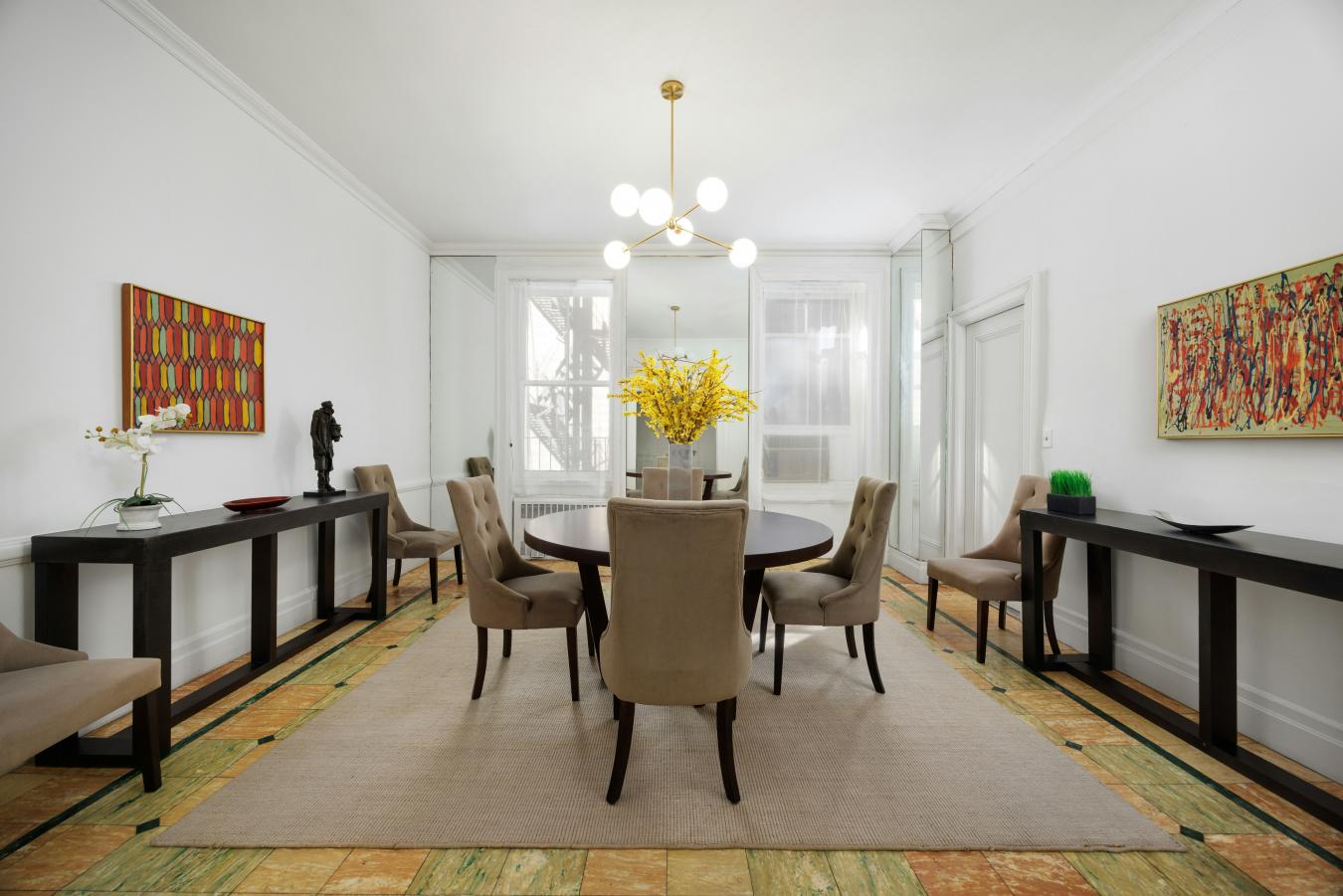 New York, New York, 10021, United States, 4 Bedrooms Bedrooms, ,3 BathroomsBathrooms,Residential,For Sale,1968547