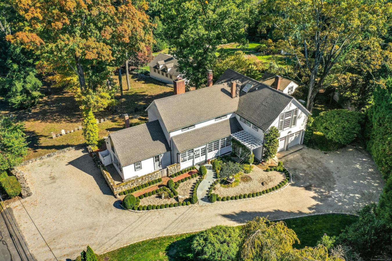 New Canaan, Connecticut, 06840, United States, 4 Bedrooms Bedrooms, ,3 BathroomsBathrooms,Residential,For Sale,1968546