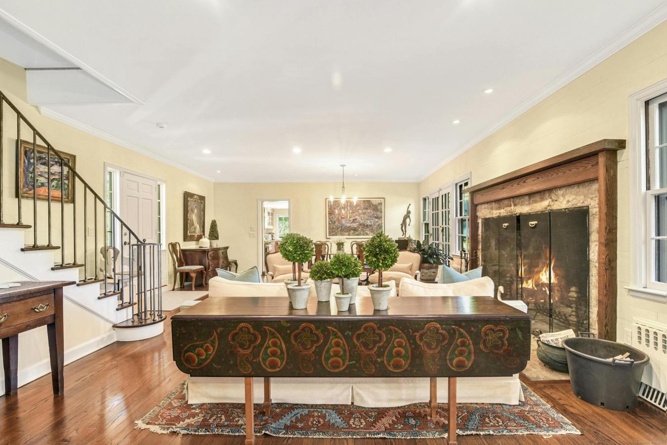 New Canaan, Connecticut, 06840, United States, 4 Bedrooms Bedrooms, ,3 BathroomsBathrooms,Residential,For Sale,1968546