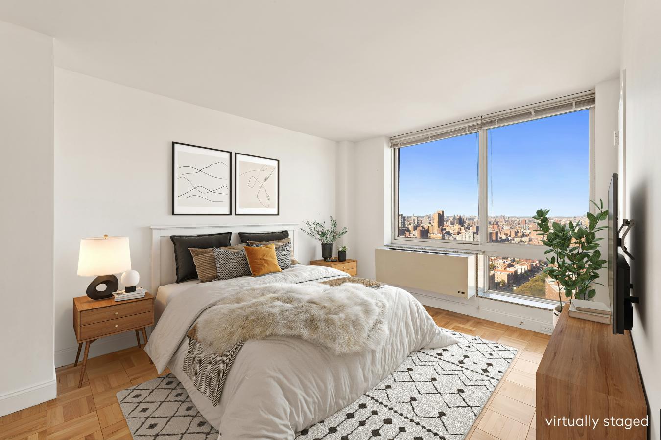 New York, New York, 10128, United States, 3 Bedrooms Bedrooms, ,3 BathroomsBathrooms,Residential,For Sale,1968549