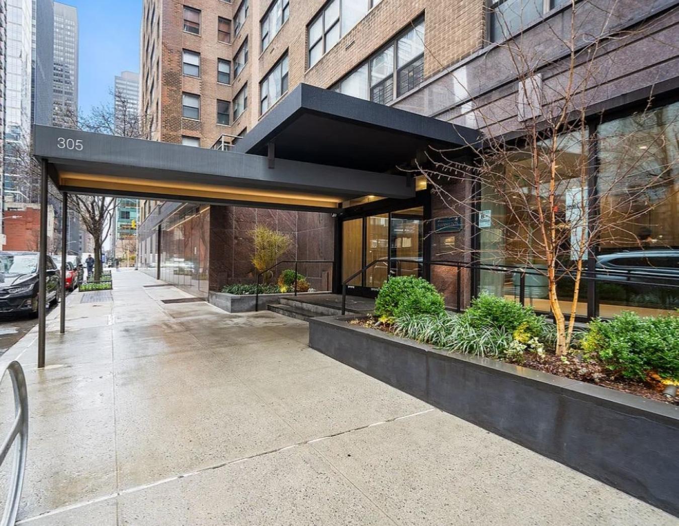 New York, New York, 10017, United States, 2 Bedrooms Bedrooms, ,1 BathroomBathrooms,Residential,For Sale,1968542