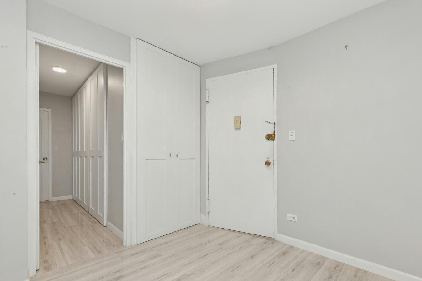 New York, New York, 10017, United States, 2 Bedrooms Bedrooms, ,1 BathroomBathrooms,Residential,For Sale,1968542