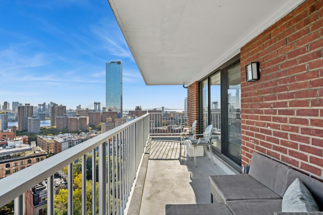 Lower East Side, New York, 10002, United States, 1 Bedroom Bedrooms, ,1 BathroomBathrooms,Residential,For Sale,1968544