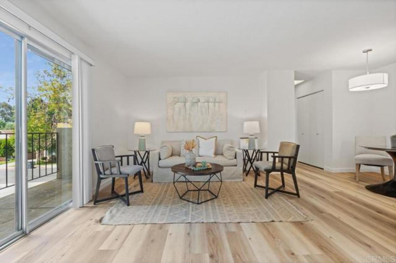 San Diego, San Diego, 92122, United States, 2 Bedrooms Bedrooms, ,1 BathroomBathrooms,Residential,For Sale,1969719