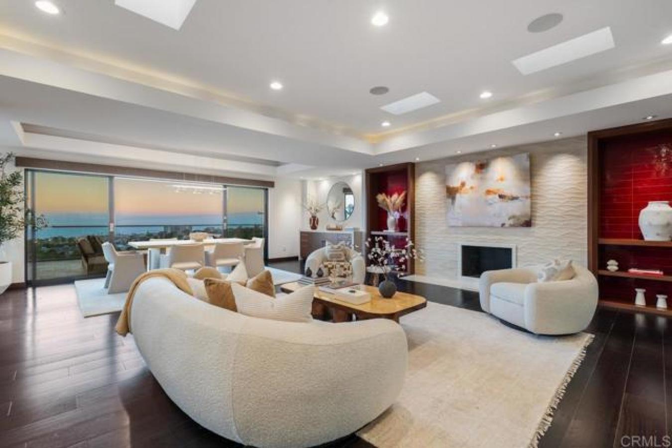 La Jolla, San Diego, 92037, United States, 6 Bedrooms Bedrooms, ,5 BathroomsBathrooms,Residential,For Sale,1969718